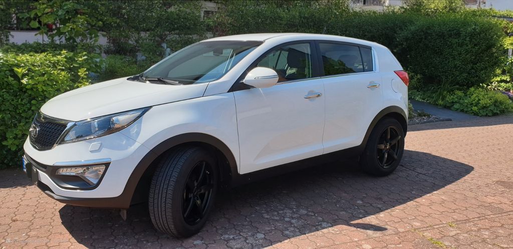 Kia Sportage 79.600 km 12.500 € Bergisch Gladbach 51429
