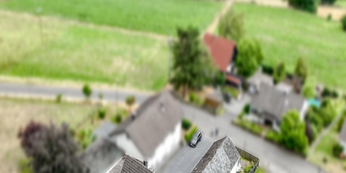 Einfamilienhaus mit ca. 105 m² Wohnfläche, 6 Zimmern und 613 m² Grundstück in Quirrenbach - Einfamilienhaus Königswinter | Angebot:27168951
