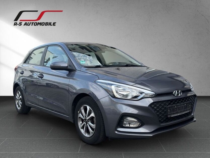 i20