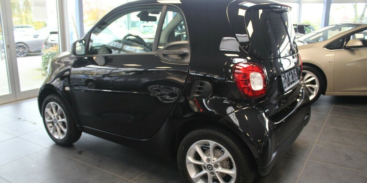 Smart ForTwo coupe passion 43.179 km 11.780 &euro; Euskirchen 53881