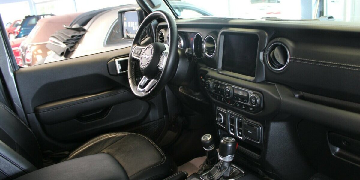 Jeep Wrangler 2.0 T-GDI Hardtop AWD Automatik 80th Anni 43.170 km 41.980 &euro; Euskirchen 53881