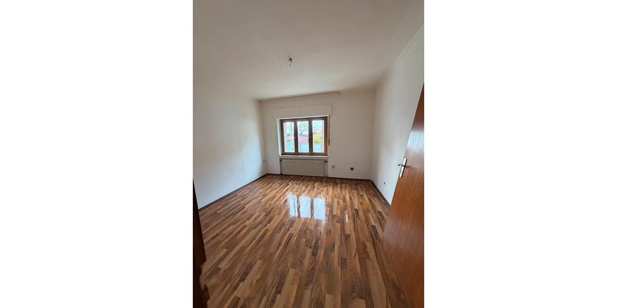 Doppelhaushälfte Bonn Beuel-Mitte - 6 Zimmer, 138 m&sup2;, 395.000&euro; | Angebot:26197450