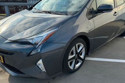 Toyota Prius 150.000 km 13.450 &euro; Brühl 50321