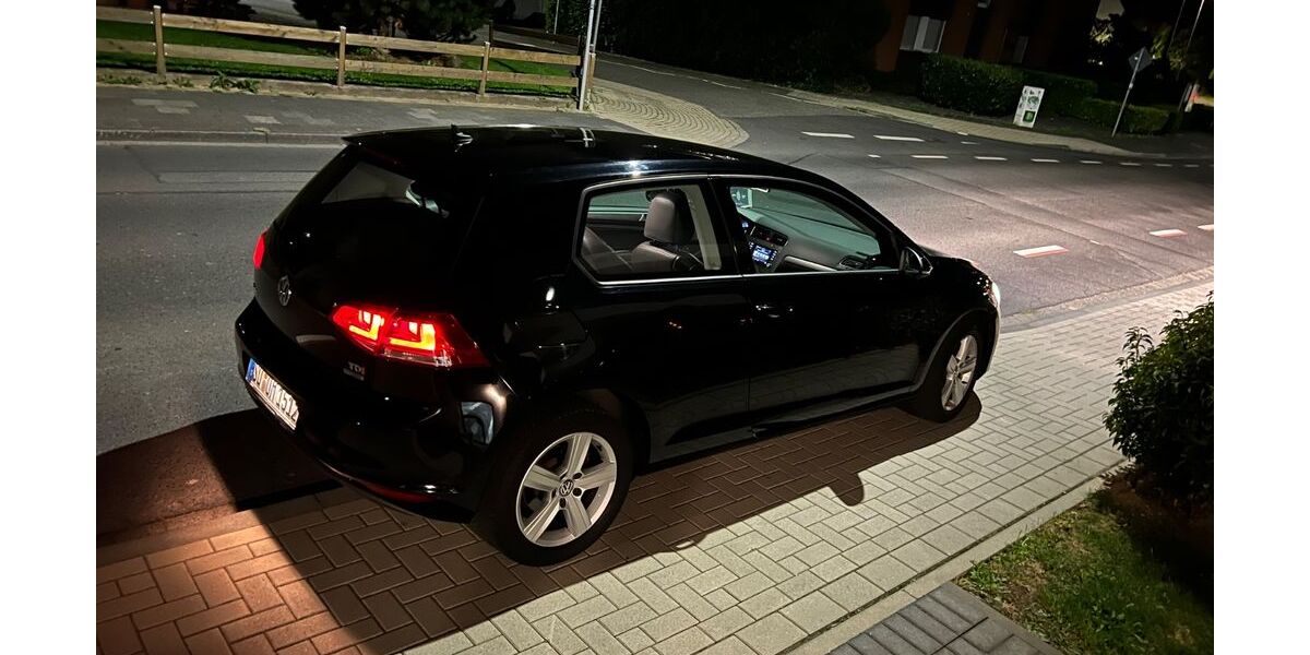 VW Golf 270.000 km 7.690 &euro; Troisdorf 53840
