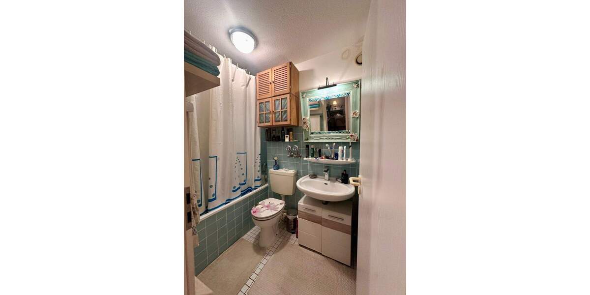 Etagenwohnung Bergisch Gladbach Bockenberg - 2 Zimmer, 61 m&sup2;, 135.000&euro; | Angebot:25749615