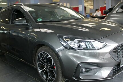 Ford Focus 1.5 EcoBoost Aut. St-Line 51.050 km 17.980 &euro; Euskirchen 53881