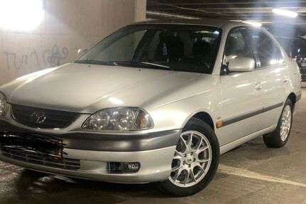Toyota Avensis 139.400 km 5.500 € Frechen 50226