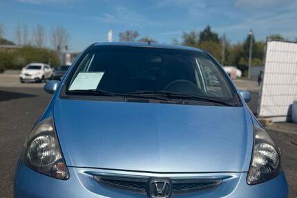 Honda Jazz 65.721 km 4.500 &euro; Unkel 53572