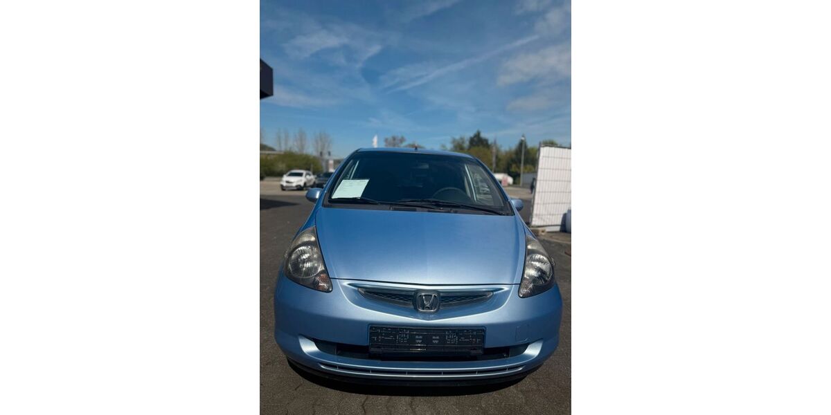 Honda Jazz 65.721 km 4.500 &euro; Unkel 53572