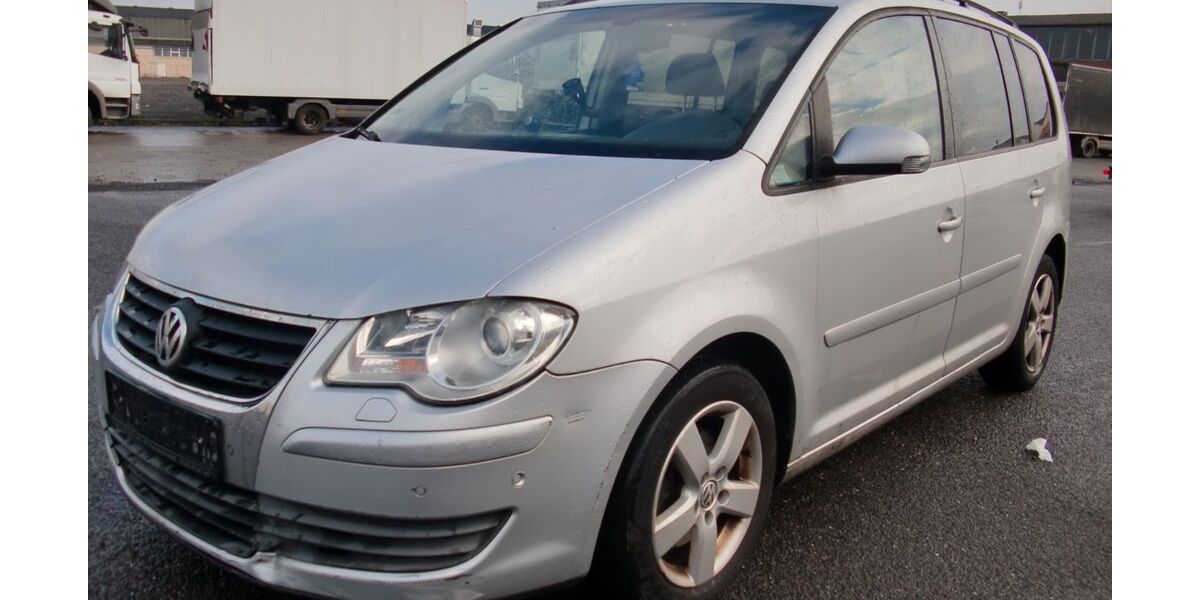 VW Touran 312.445 km 1.799 &euro; köln 51149