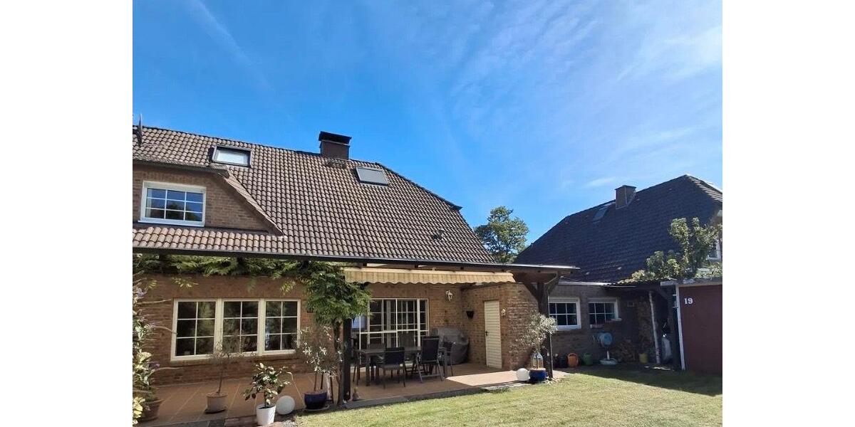 Doppelhaushälfte Frechen - 4 Zimmer, 161 m&sup2;, 700.000&euro; | Angebot:25874668