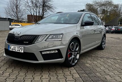Skoda Octavia 110.000 km 22.999 € Köln 50859