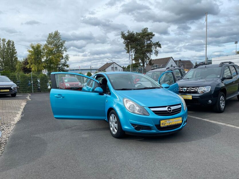 Opel Corsa 119.000 km 2.700 € Bonn 53227