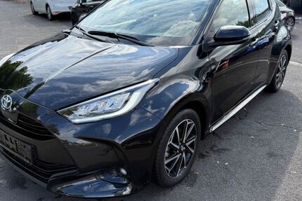 Toyota Yaris 29.387 km 18.000 € Köln 51109