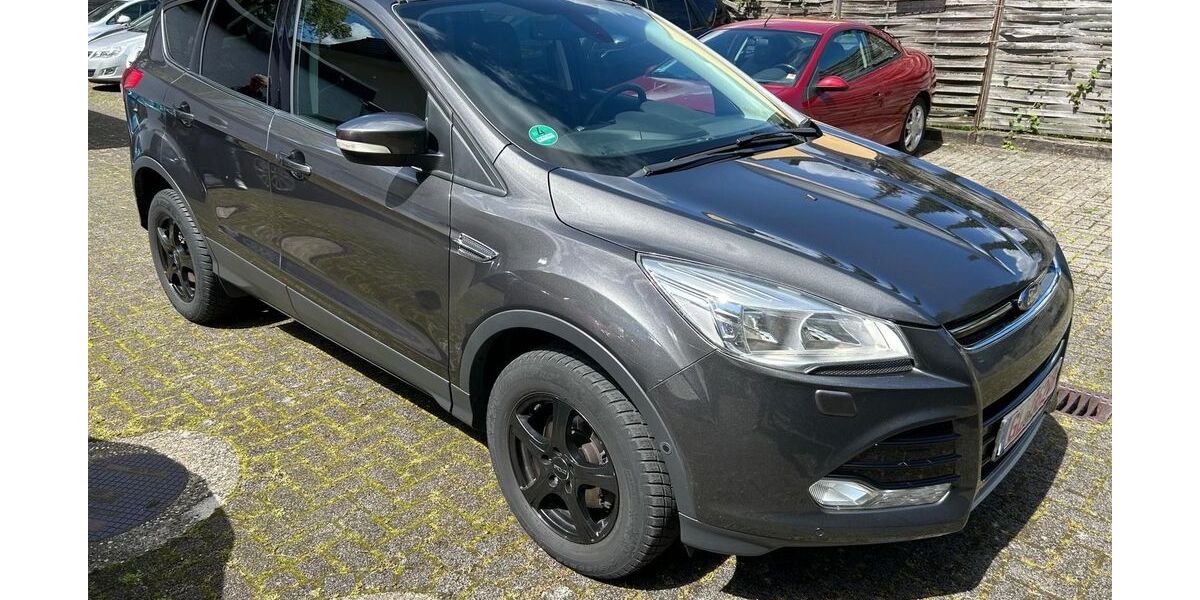 Ford Kuga 162.000 km 6.700 &euro; Köln 51069
