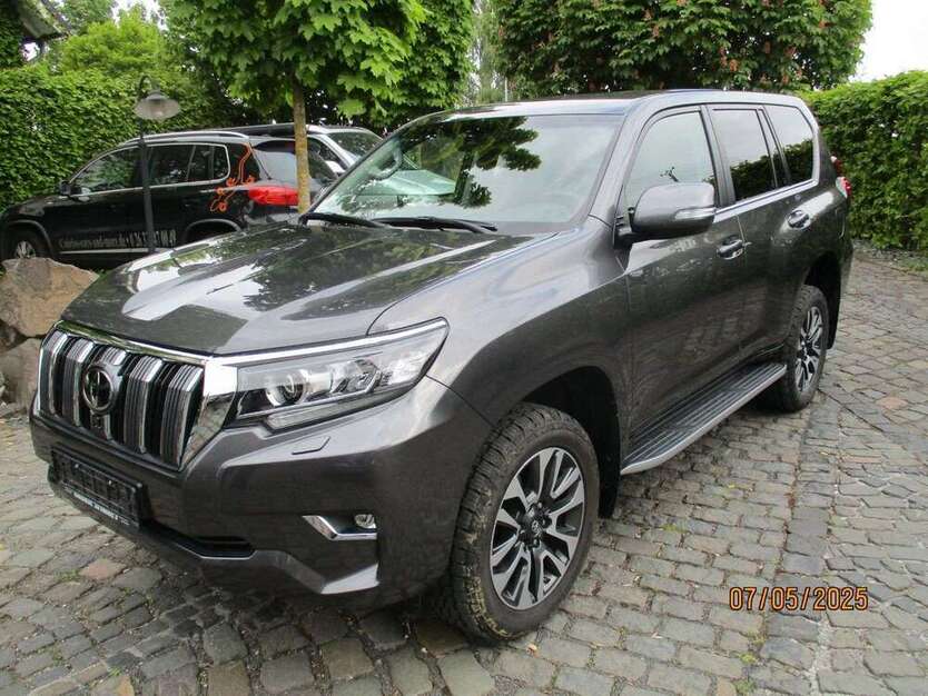 Land Cruiser