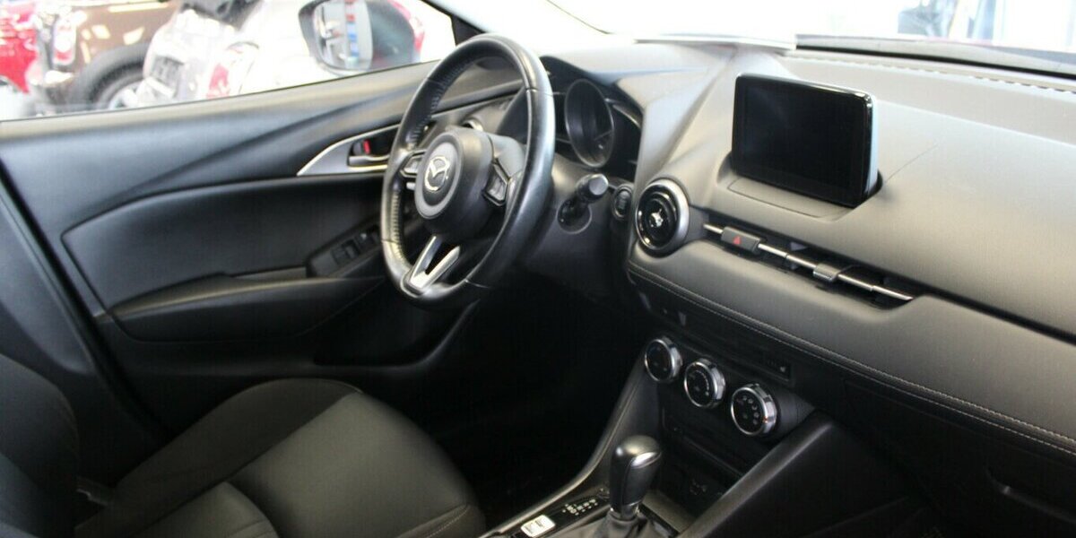 Mazda CX-3 SKYACTIV-G 120 FWD Exclusive-Line 59.589 km 16.480 &euro; Euskirchen 53881