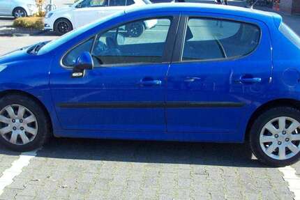 Peugeot 207 220.000 km 750 € Siegburg 53721