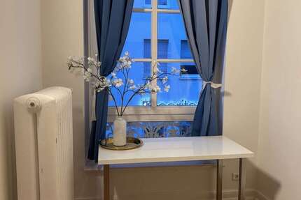 Wohnen auf Zeit in Bonn 590 € 7 zimmer