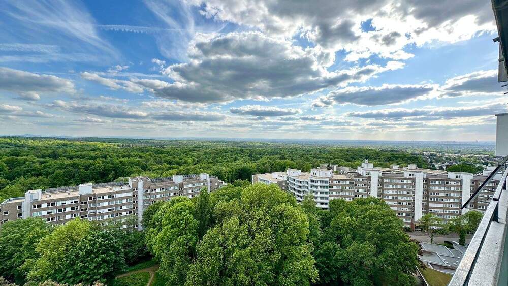 Etagenwohnung Bergisch Gladbach Bockenberg - 5 Zimmer, 129 m&sup2;, 265.000&euro; | Angebot:25718486