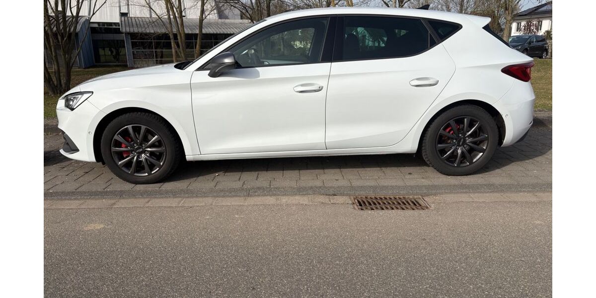 Seat Leon 69.999 km 18.500 &euro; Rheinbach 53359
