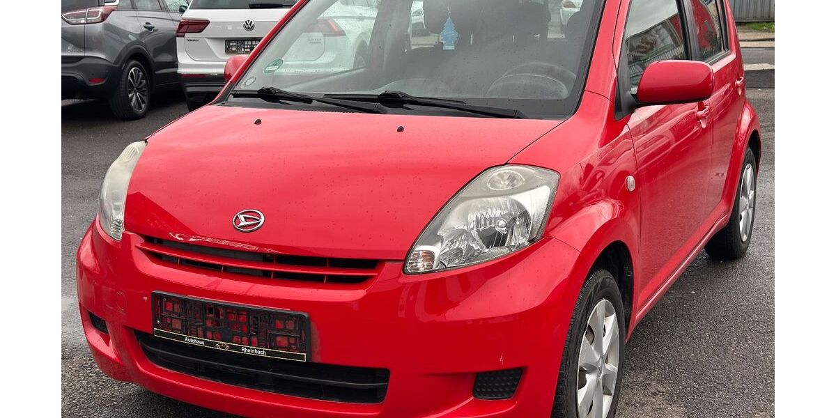 Daihatsu Sirion 120.500 km 2.850 &euro; Rheinbach 53359