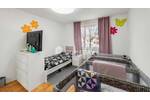 Platz für Ihre Pläne: Großzügige 4-Zimmer-Wohnung mit Aufzug und Panorama-Loggia