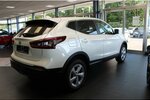 Nissan Qashqai 1.3 DIG-T SHIRO 25.184 km 16.980 &euro; Euskirchen 53881