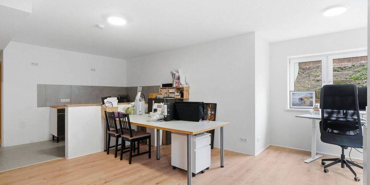 Einfamilienhaus Bad Neuenahr-Ahrweiler Bad Neuenahr - 7 Zimmer, 220 m&sup2;, 525.000&euro; | Angebot:26036850