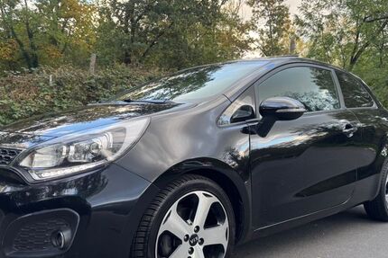 Kia Rio 78.000 km 8.250 &euro; Brühl 50321