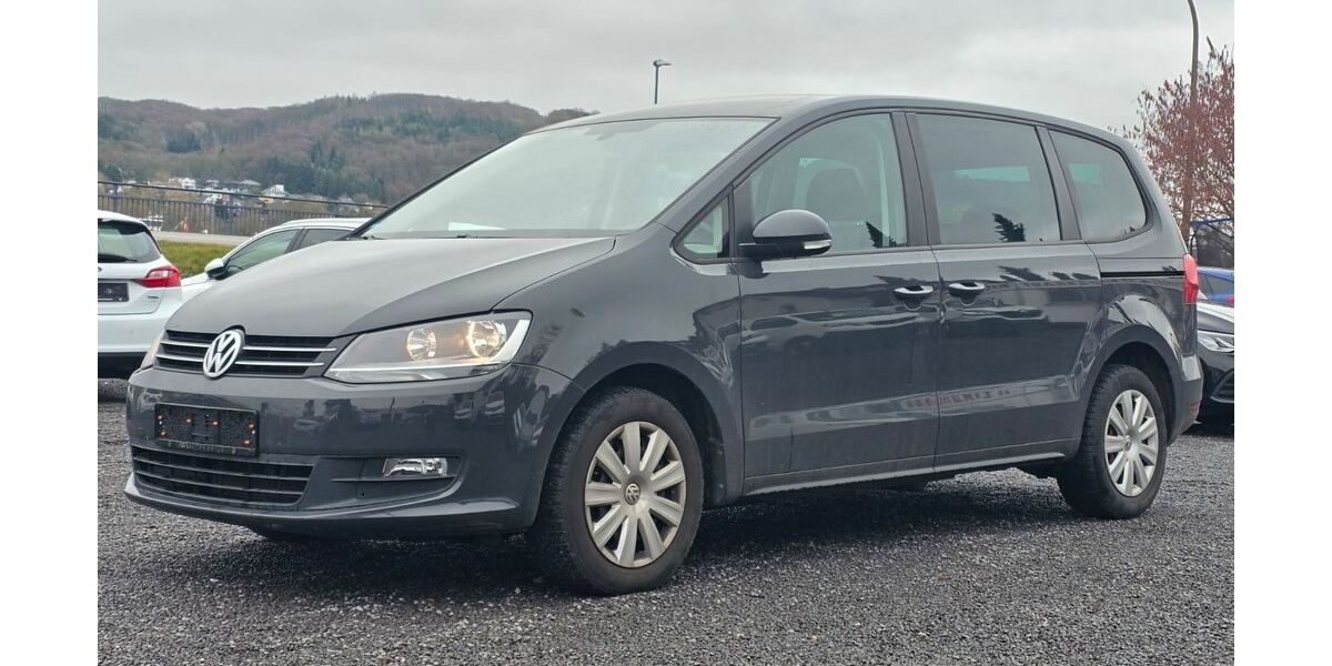 VW Sharan 65.000 km 15.990 &euro; Oberwinter 53424