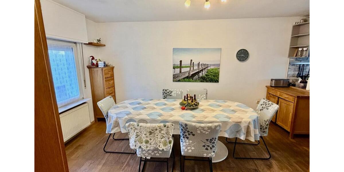 Reihenhaus Frechen - 5 Zimmer, 135 m&sup2;, 1.850&euro; | Angebot:24571710