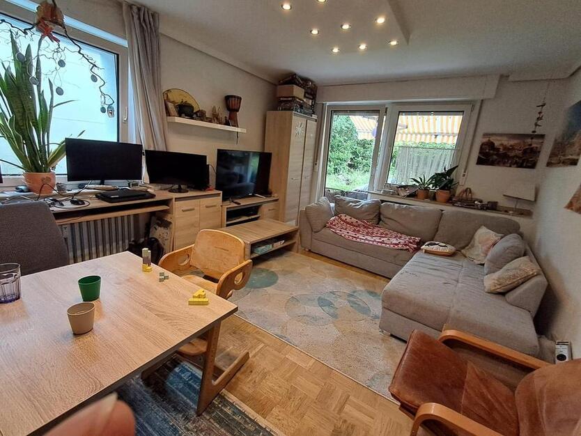 Wunderschöne Garten EG 3 Zimmer Wh. + 220qm Garten!!!