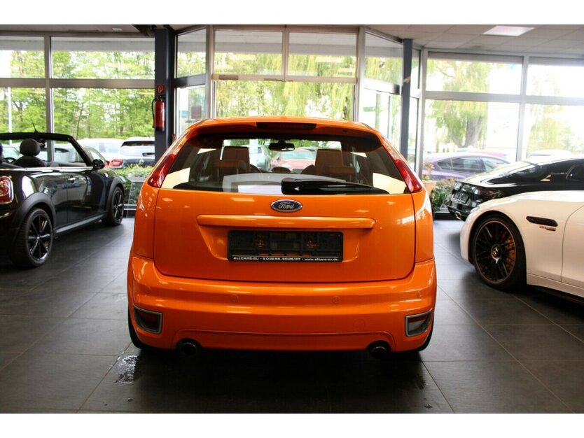 Ford Focus 2.5 MK2 ST - Recaro - SHZ -Navi - 96.133 km 12.980 € Euskirchen 53881