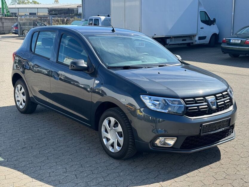 Dacia Sandero 61.450 km 9.950 € Bornheim 53332