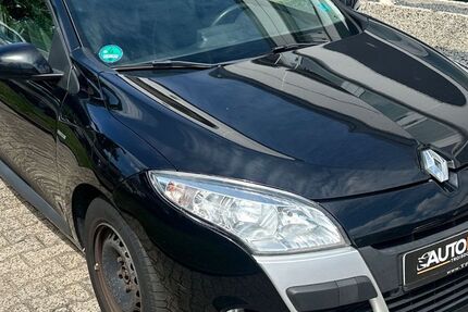 Renault Megane 272.000 km 2.999 € Troisdorf 53842