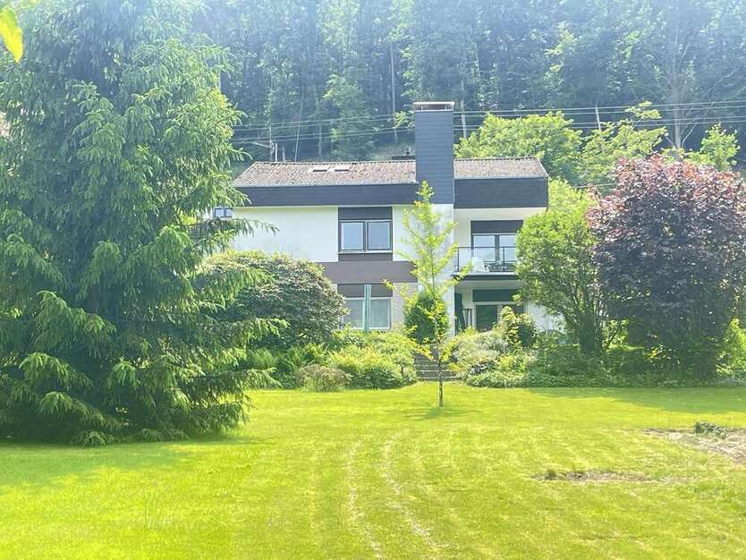Haus zum Kaufen in Neustadt (Wied) 259.000 € 160 m²