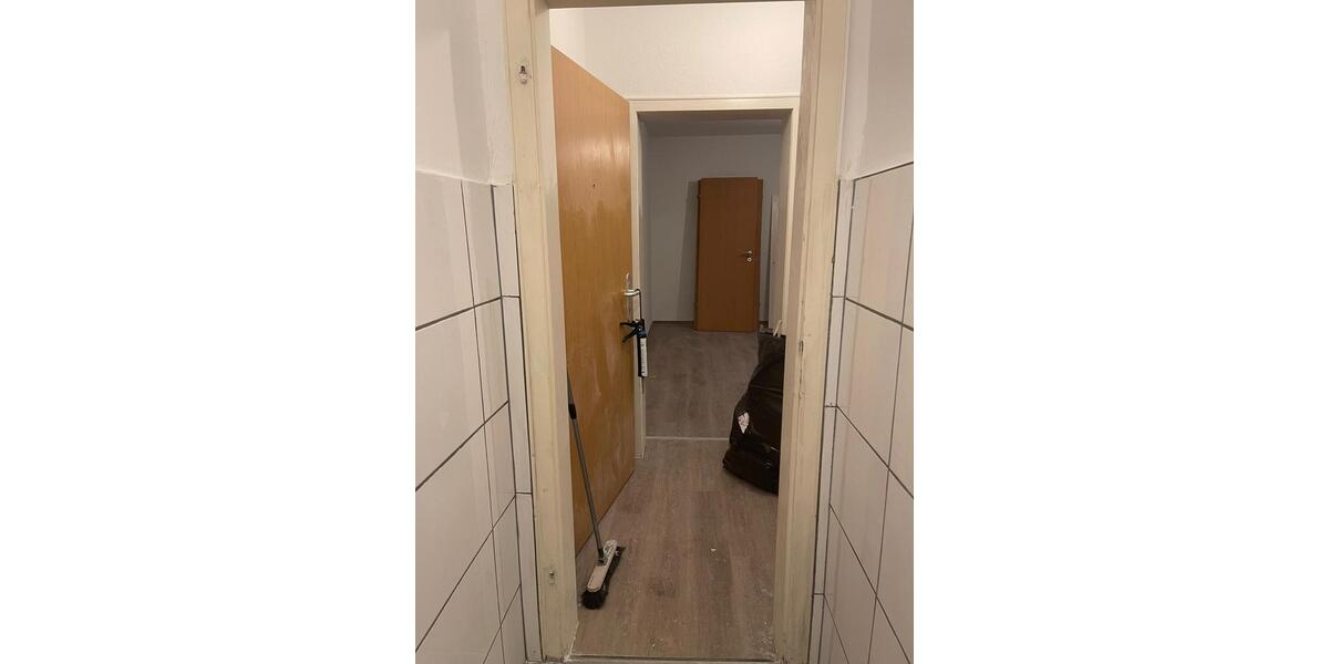 Dachgeschoßwohnung Köln Lindenthal - 2 Zimmer, 54 m&sup2;, 1.200&euro; | Angebot:24766526