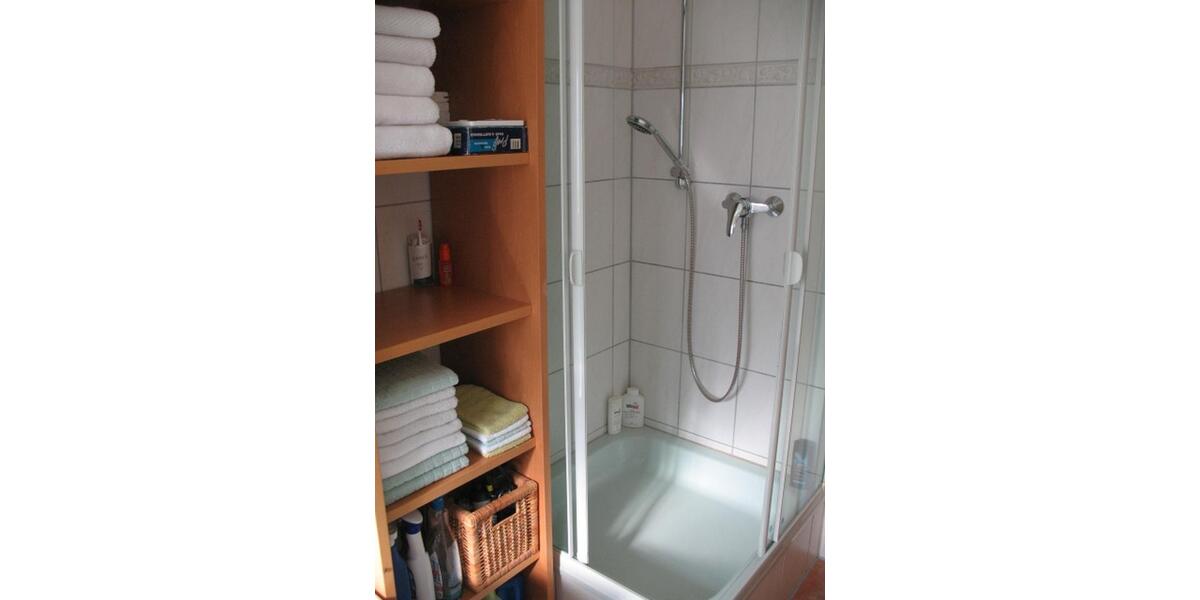 Etagenwohnung Frechen - 2 Zimmer, 64 m&sup2;, 750&euro; | Angebot:26448740