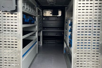 Opel Vivaro 117.770 km 17.900 &euro; Köln-Riehl 50735