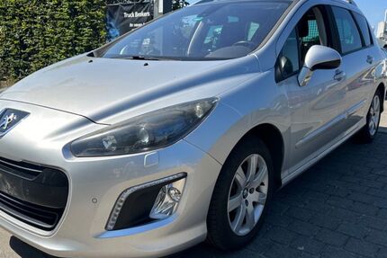 Peugeot 308 115.327 km 4.499 &euro; Bonn - Dottendorf 53129