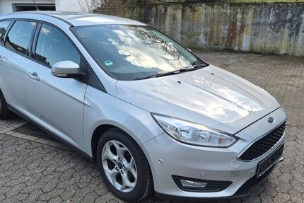 Ford Focus 221.000 km 5.590 &euro; Vettelschoss 53560