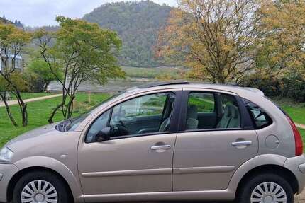 Citroen C3 146.000 km 2.750 &euro; Bonn 53179