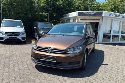 VW Touran 143.976 km 11.590 &euro; Köln 51067