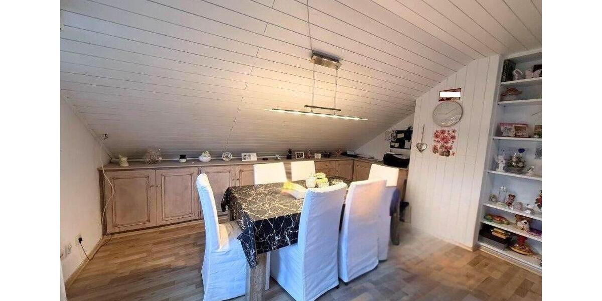 Dachgeschoßwohnung Sankt Augustin - 3 Zimmer, 73 m&sup2;, 199.000&euro; | Angebot:26877065