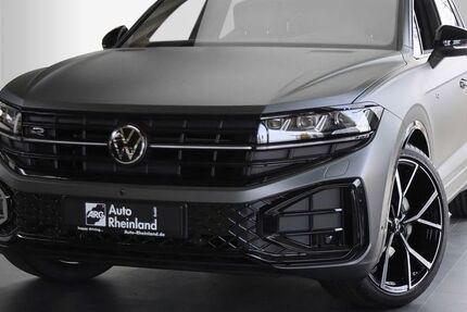 VW Touareg 4.000 km 97.490 € Bonn 53175