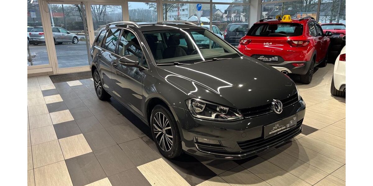 VW Golf 146.000 km 8.650 &euro; Köln 51103