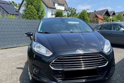 Ford Fiesta 98.388 km 5.990 &euro; Troisdorf 53844