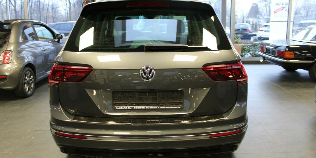 VW Tiguan 2.0 TDI SCR 4Motion DSG Highline R-Line 131.528 km 19.980 &euro; Euskirchen 53881