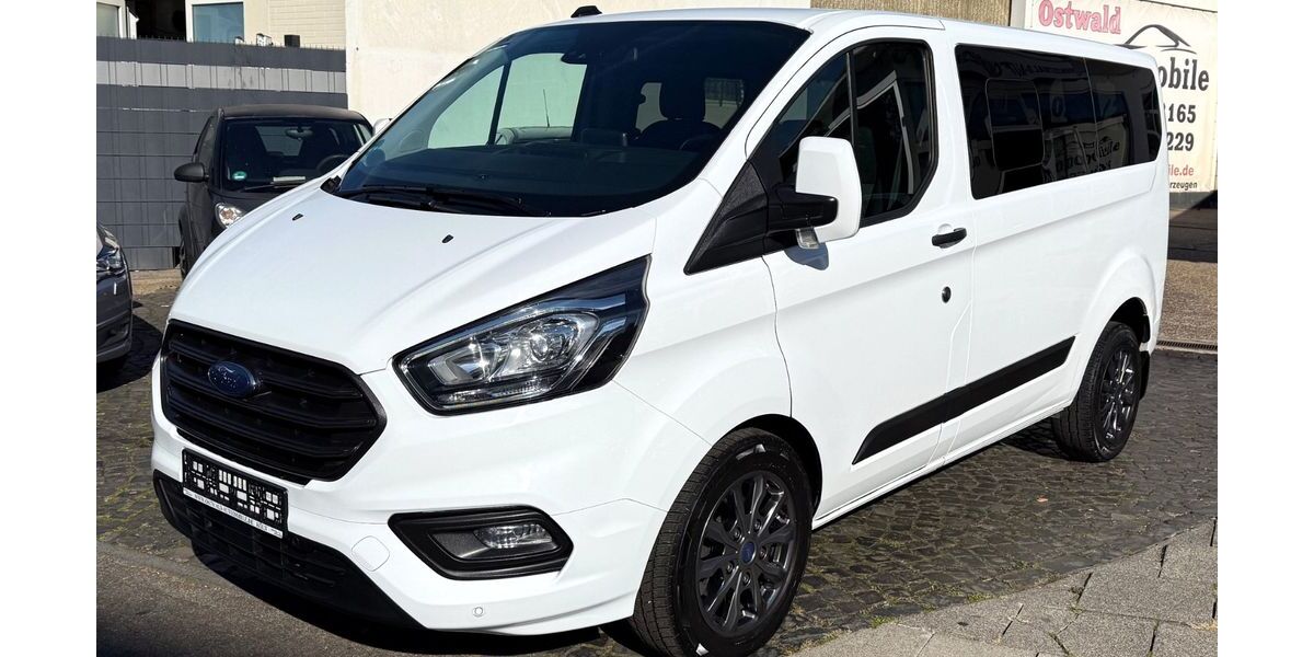 Ford Tourneo Custom 182.000 km 21.550 &euro; Köln 51065